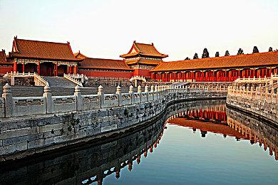 《红色派系》新游戏概念图赏 IP前景不太明朗